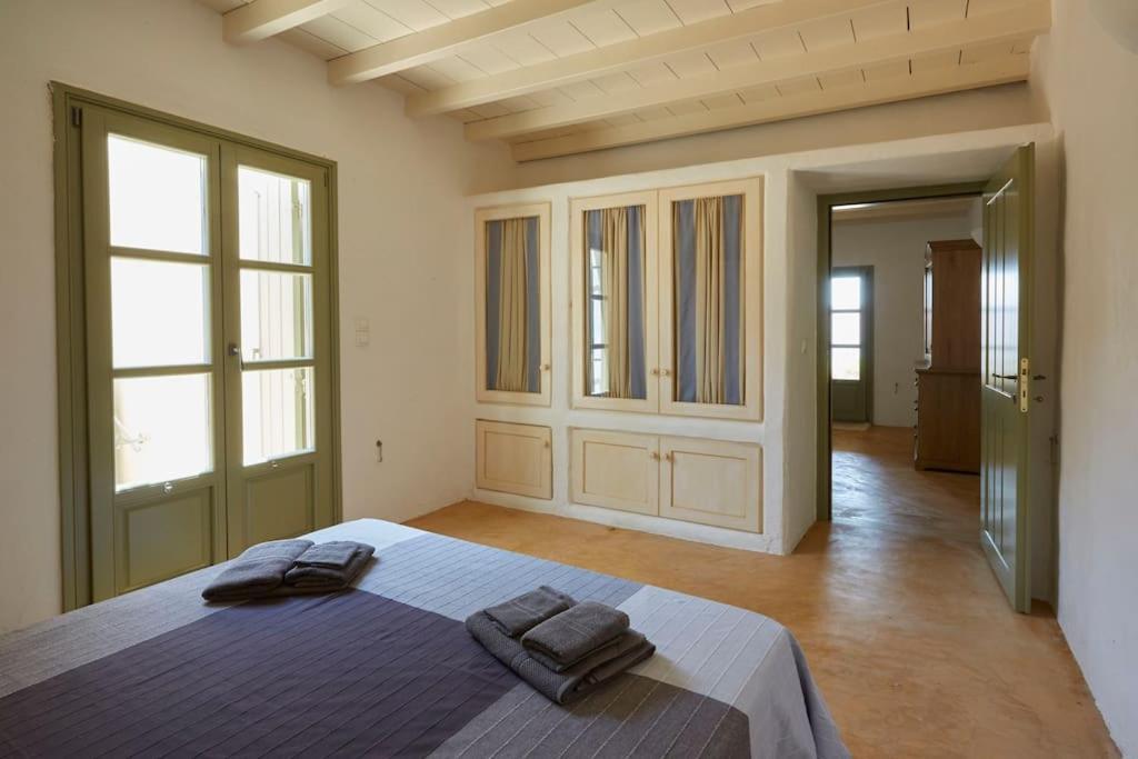 Ochre Dream, Beach Front & Sunset Villa Naousa Eksteriør bilde